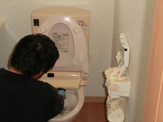 トイレのお掃除