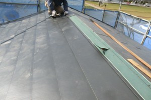 ｶﾞﾙﾊﾞﾘｳﾑ鋼板屋根